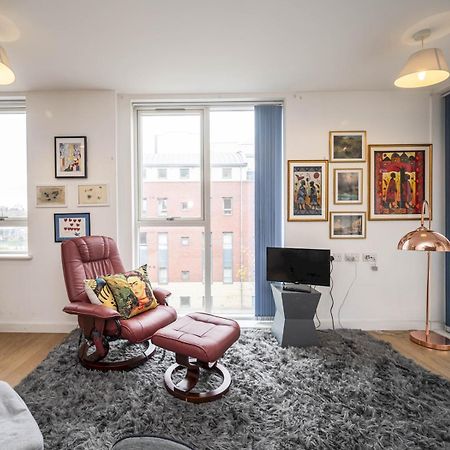 London Apartment Near Tower Bridge And Tube Pass The Keys ภายนอก รูปภาพ