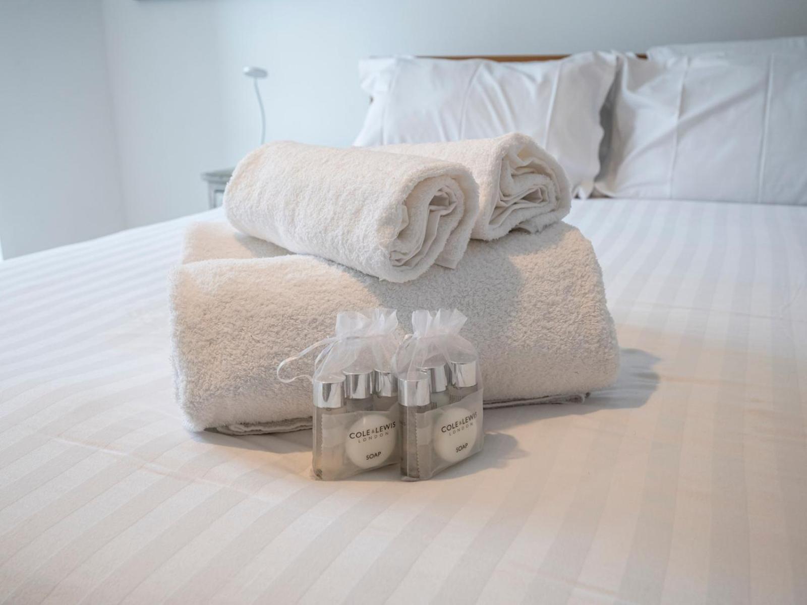 London Apartment Near Tower Bridge And Tube Pass The Keys ภายนอก รูปภาพ