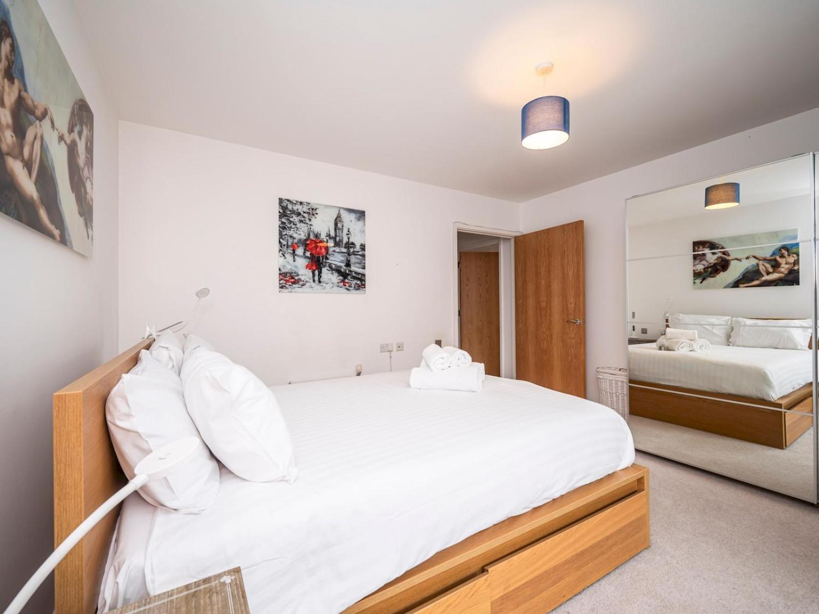 London Apartment Near Tower Bridge And Tube Pass The Keys ภายนอก รูปภาพ
