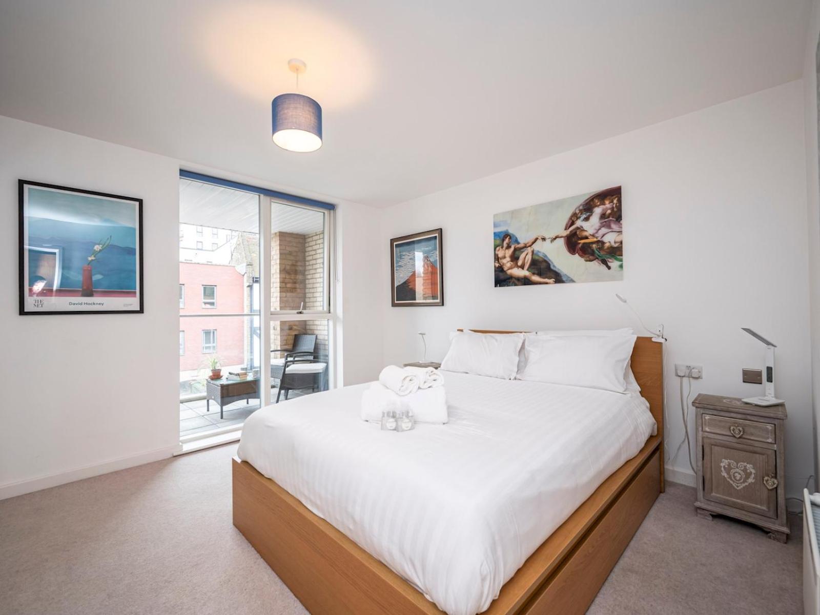London Apartment Near Tower Bridge And Tube Pass The Keys ภายนอก รูปภาพ